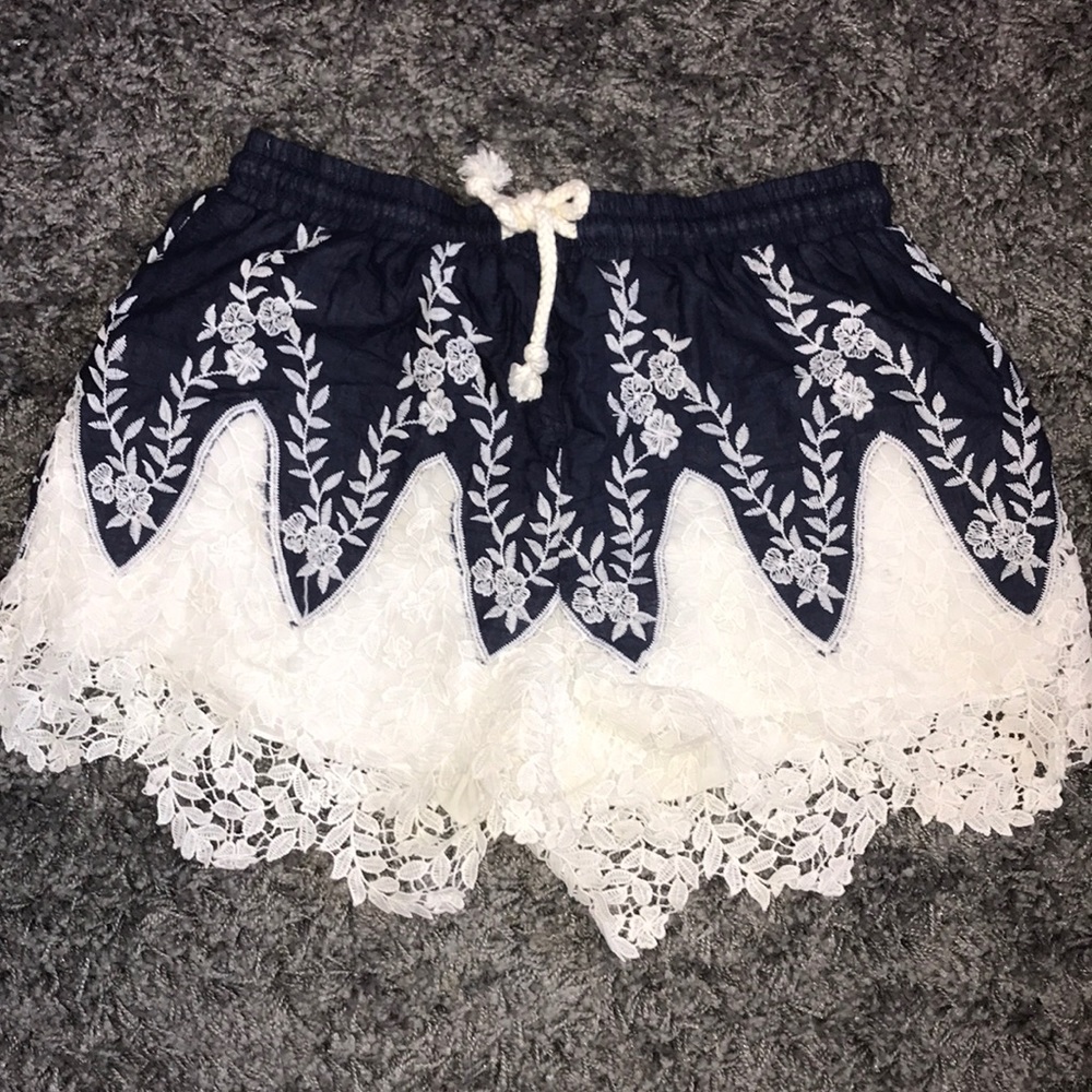ADORABLE LACE SHORTS